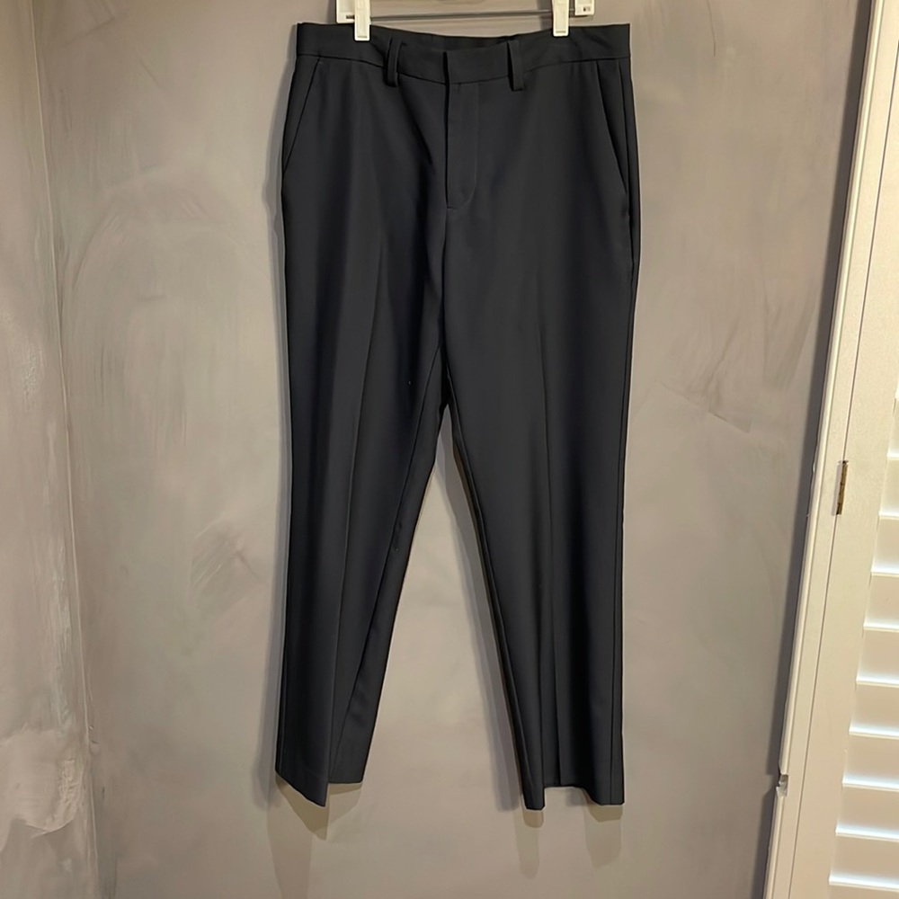Perry Ellis dress pants. New. 30x30